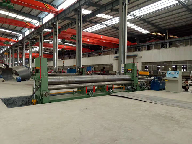 掛車(chē)專用卷板機(jī)